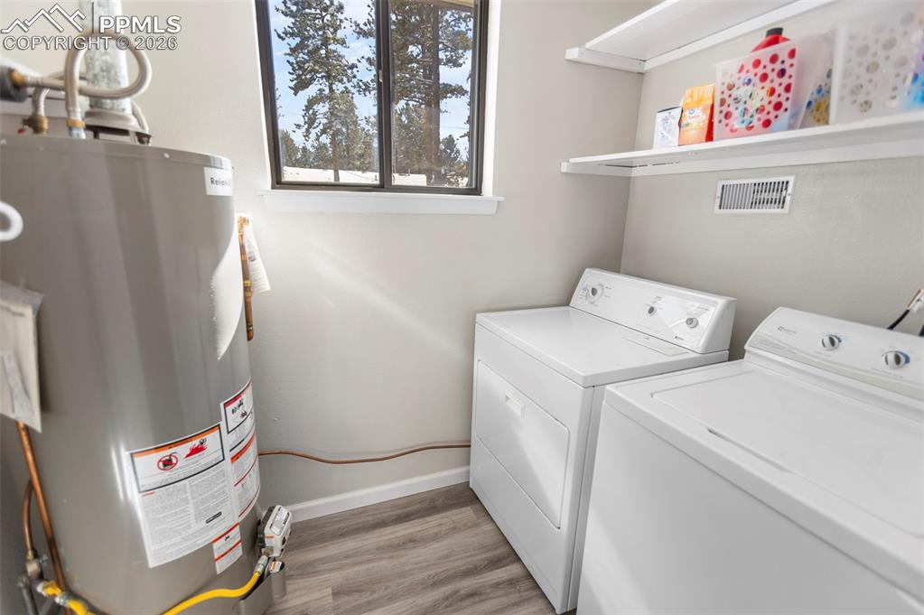 Image 32 of 32: Bedroom 3