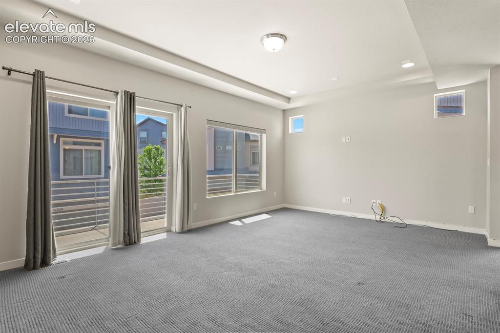 Image 12 of 36: Living Room