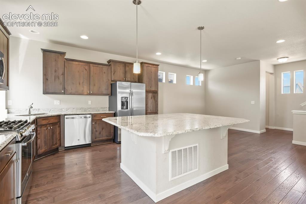 Image 8 of 36: Kitchen