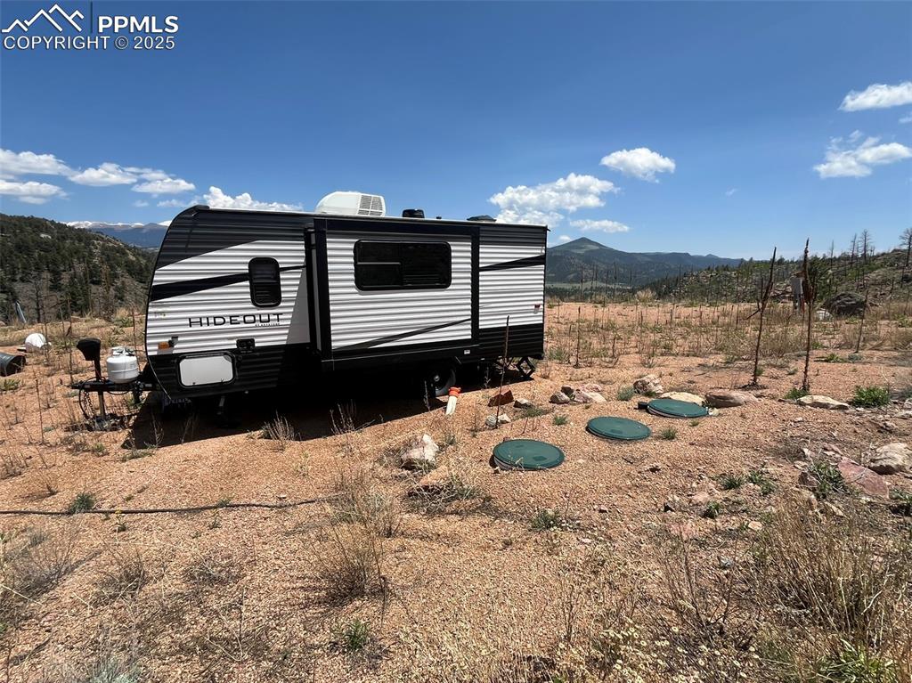 Image 16 of 33: Side of Structure