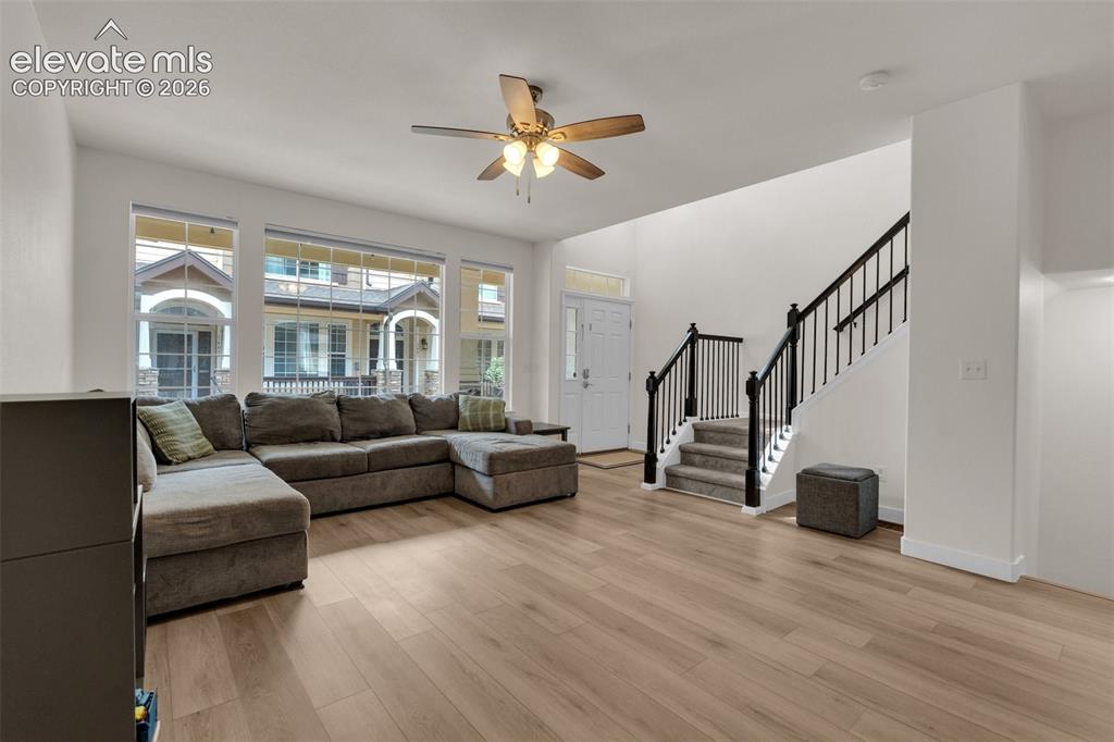 Image 8 of 30: Living Room