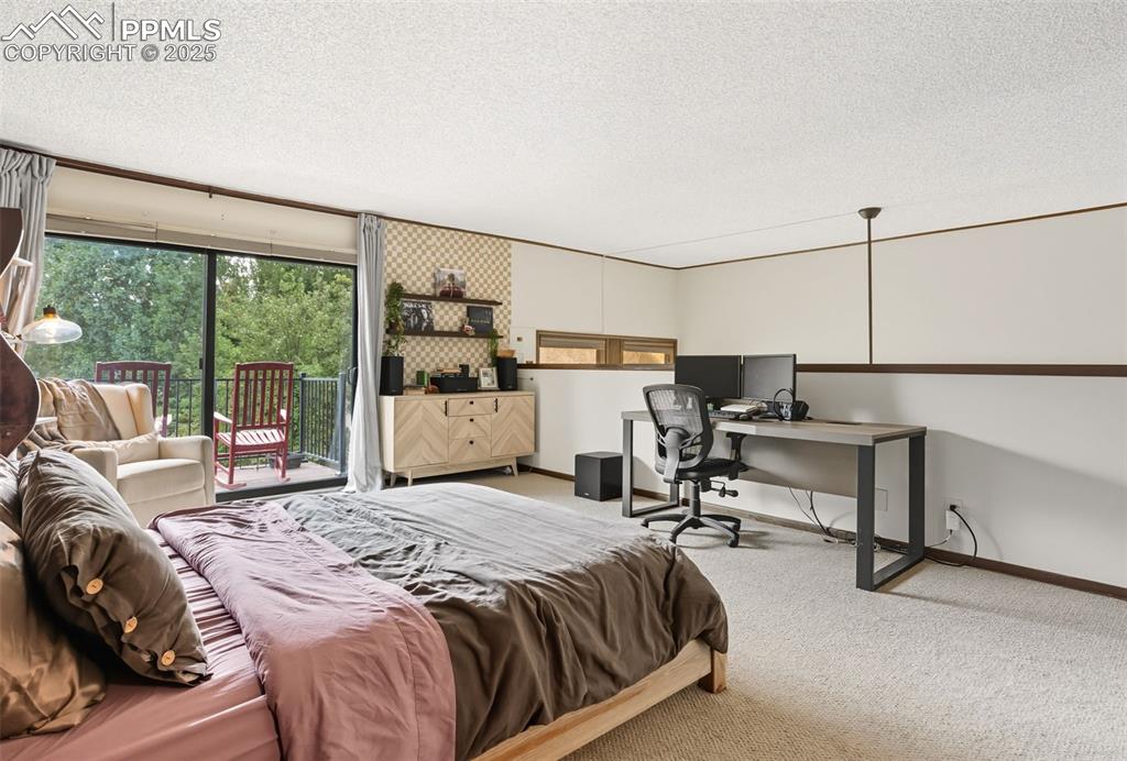 Image 18 of 26: Master Bedroom