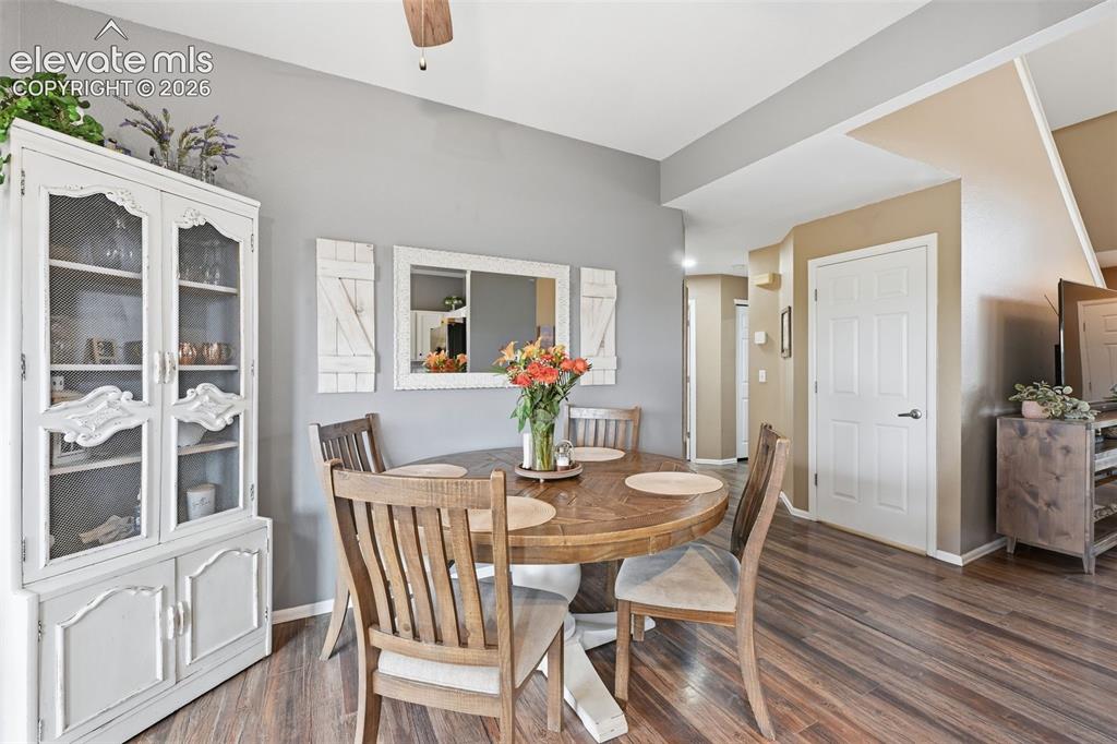 Image 9 of 31: Dining Area