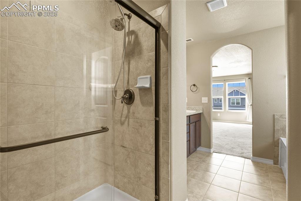 Image 28 of 39: Separate shower