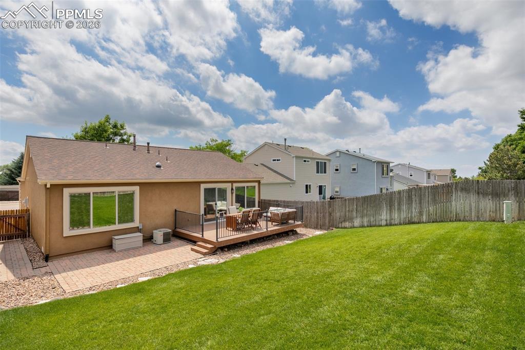 Image 33 of 43: Back of Structure