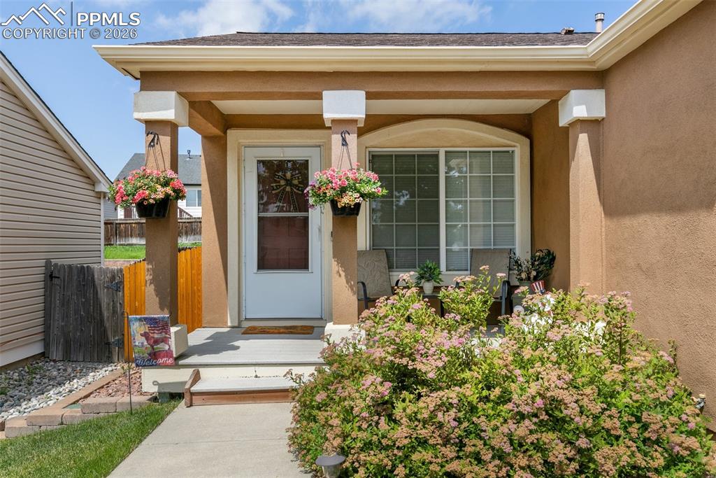 Image 4 of 43: Entry