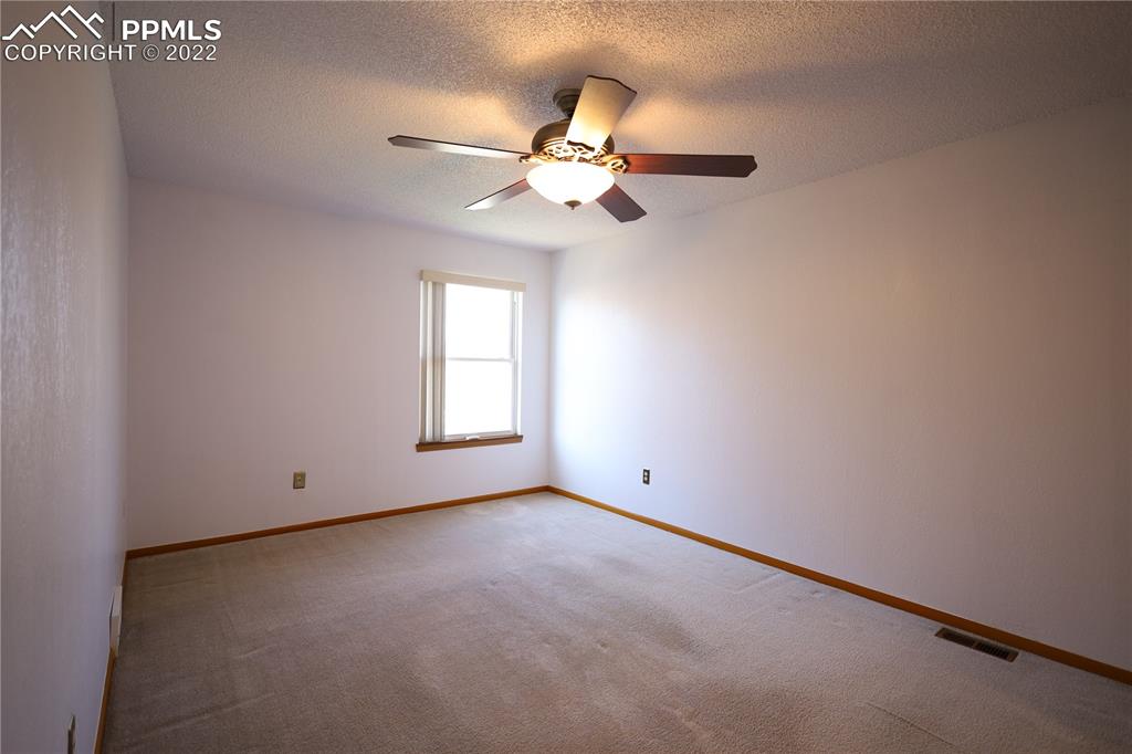 Listing 4017232, Image 16 of 31
