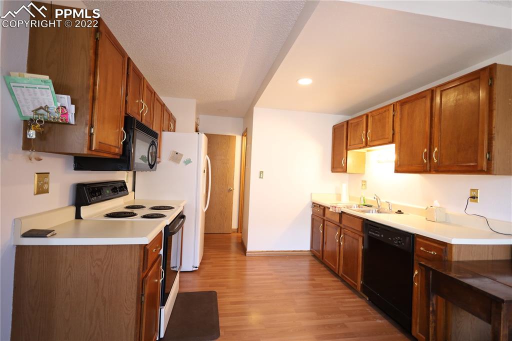 Listing 4017232, Image 9 of 31