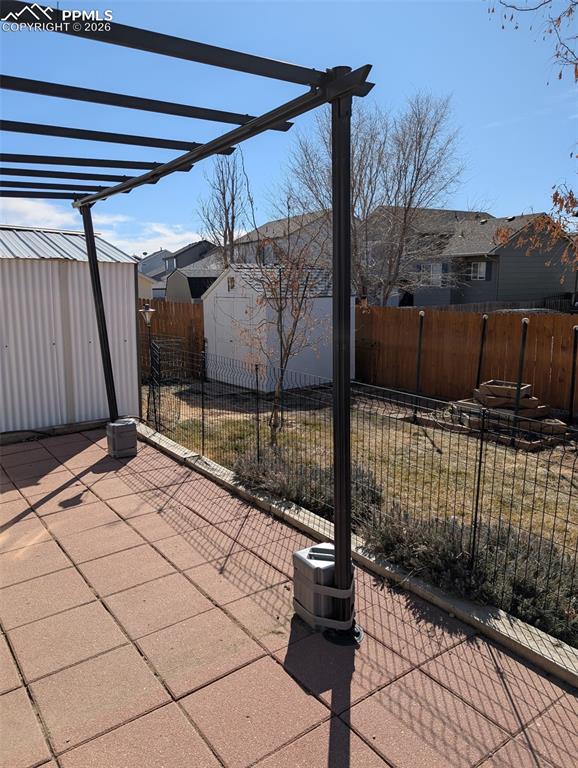 Image 24 of 28: Patio