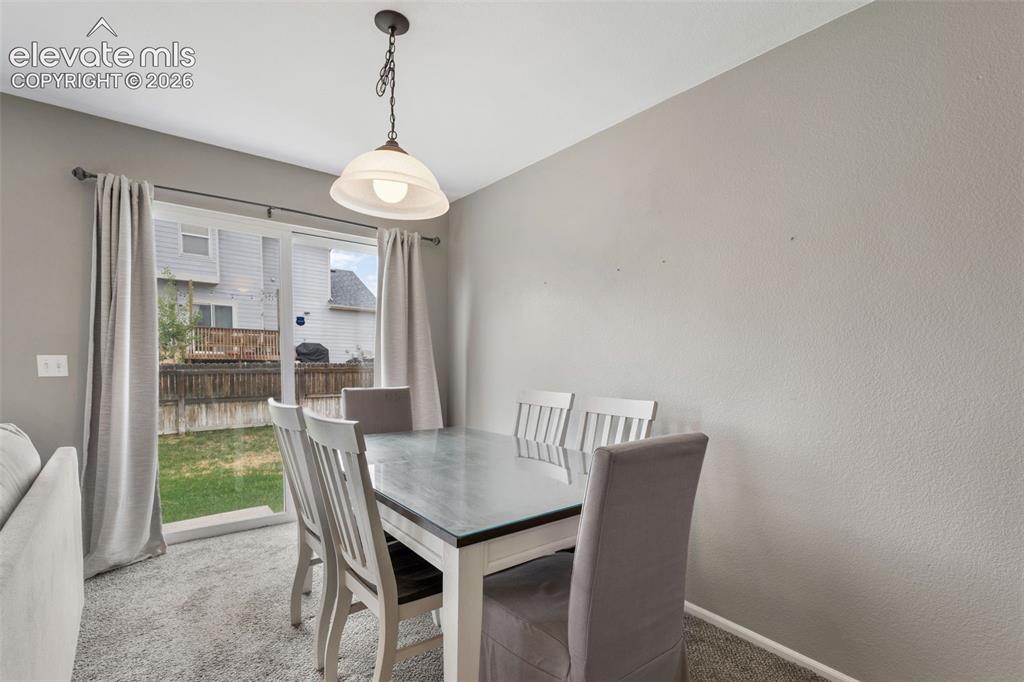 Image 8 of 27: Dining Area