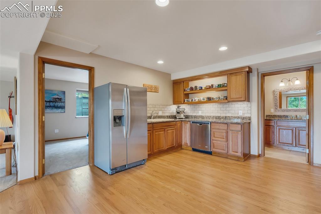 Image 44 of 50: Second kitchen!