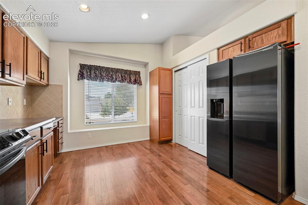 Image 3 of 36: Kitchen