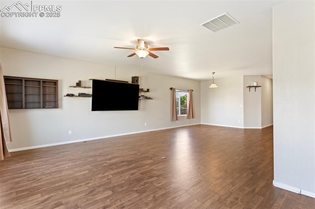 Image 8 of 48: Living Room