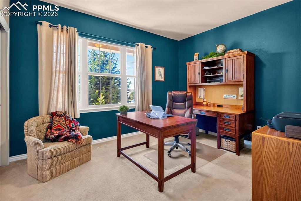 Image 21 of 45: Mainn Level