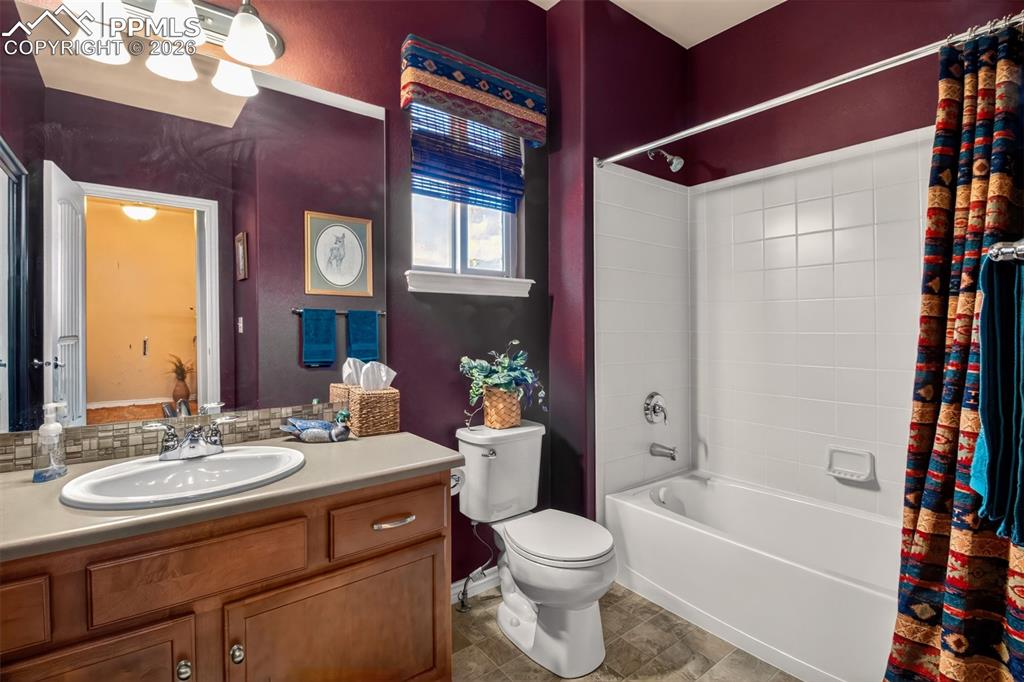 Image 23 of 45: main level