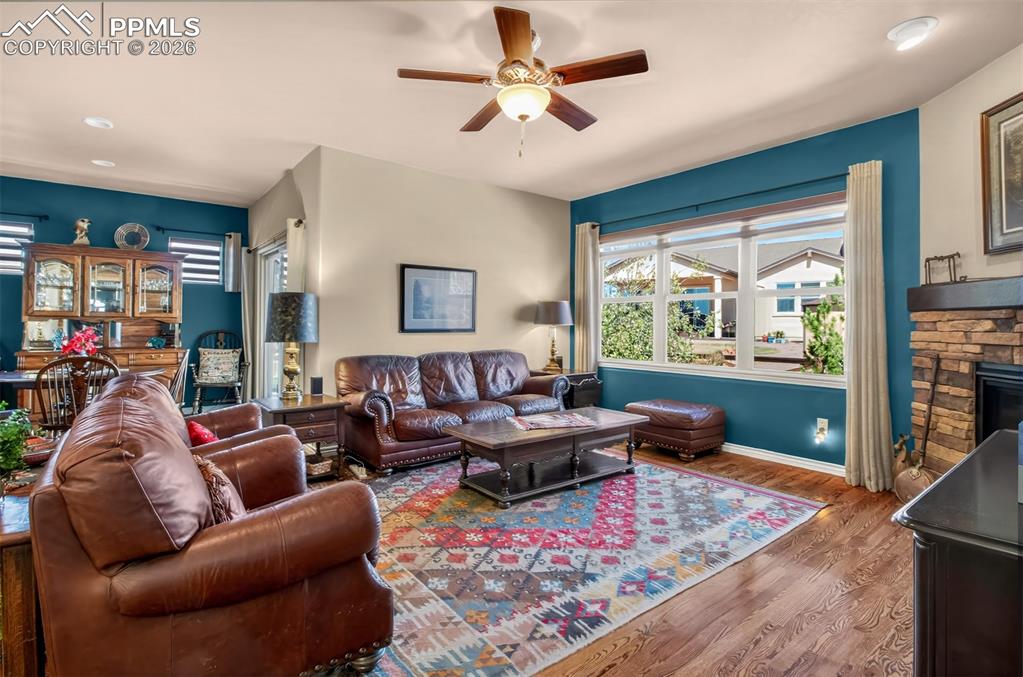 Image 7 of 45: Living Room