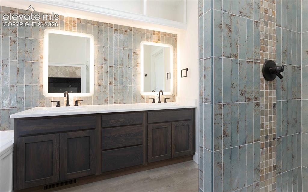 Image 18 of 40: Master Bathroom