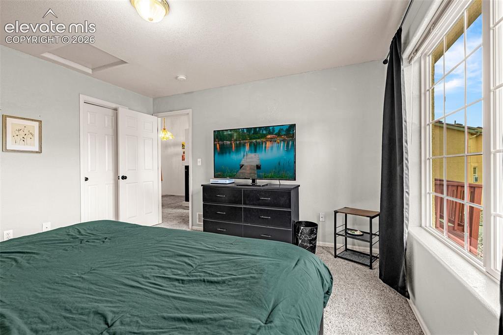 Image 9 of 33: Bedroom