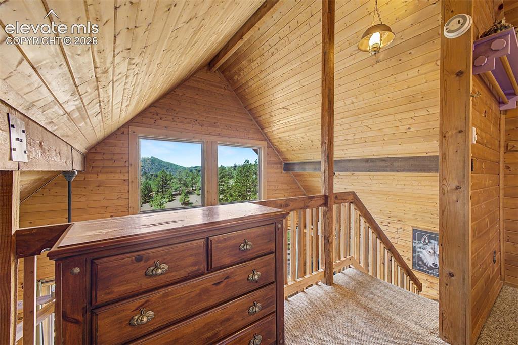 Image 30 of 50: Large loft with amazing views!