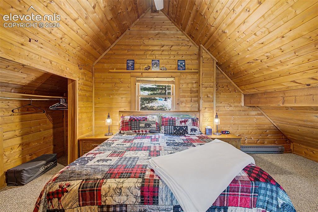 Image 31 of 50: Large loft with amazing views!