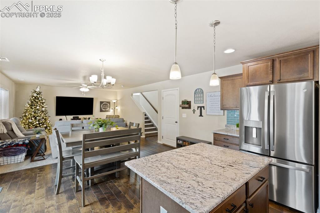 Image 6 of 35: Kitchen