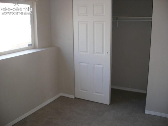 Image 22 of 35: Bedroom