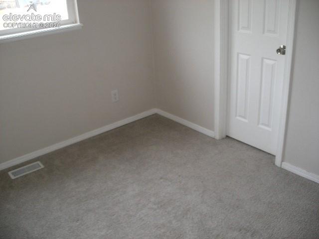 Image 28 of 35: Bedroom