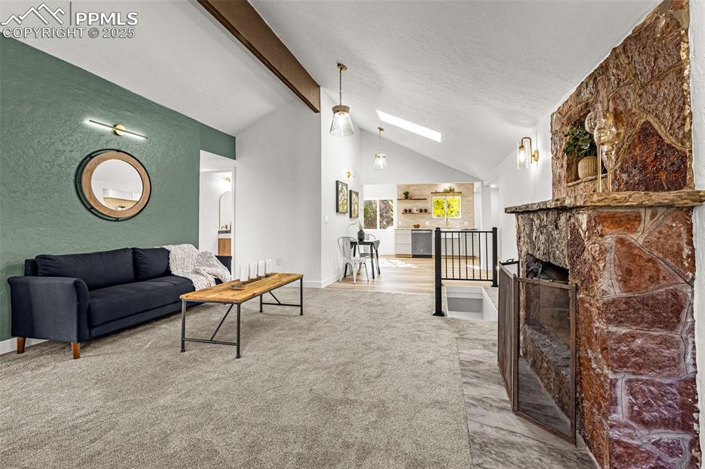 Image 17 of 44: Living Room