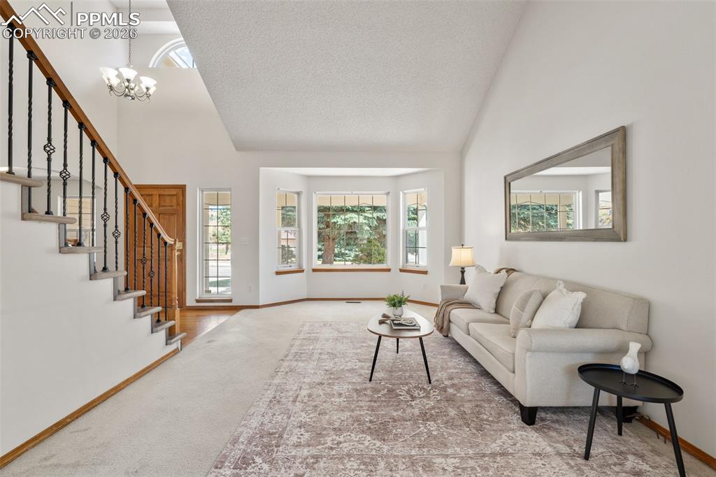 Image 9 of 50: Living Room