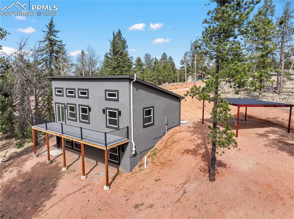 Image 50 of 50: Back of Structure