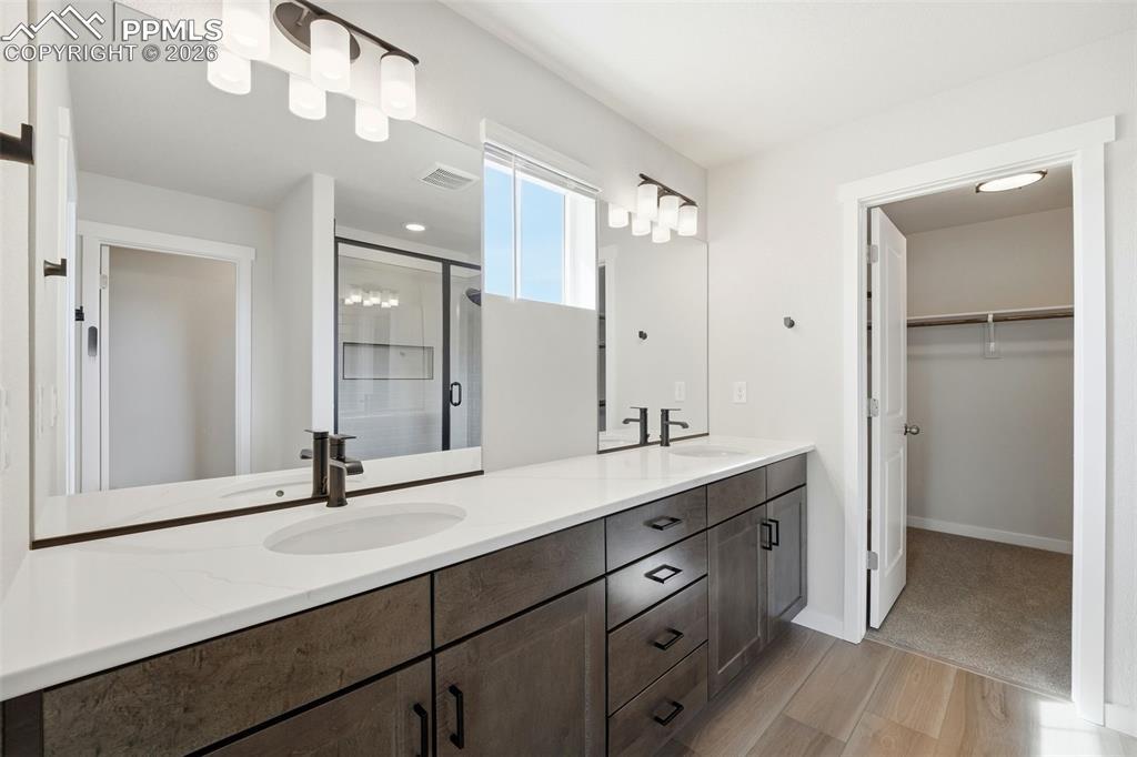 Image 27 of 44: No Description Available