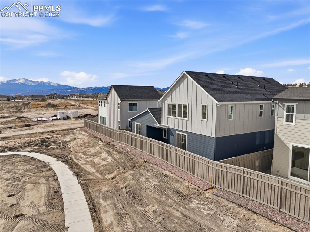 Image 42 of 44: No Description Available