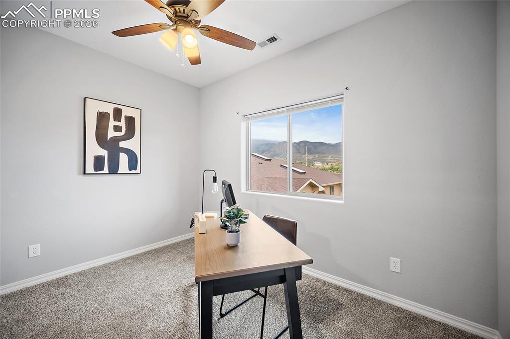 Image 14 of 46: Office