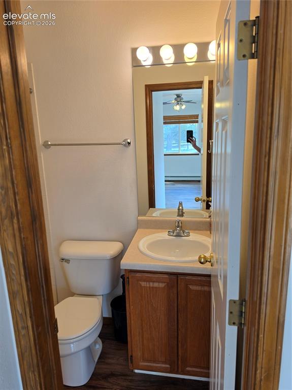 Image 18 of 20: Bathroom