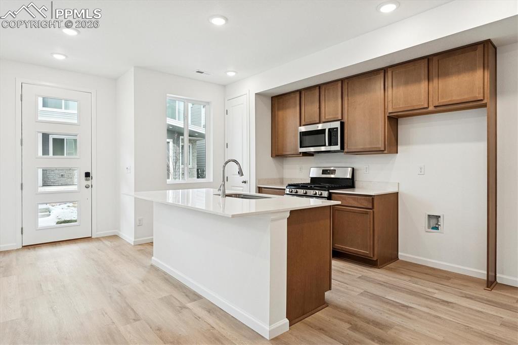 Image 4 of 21: No Description Available