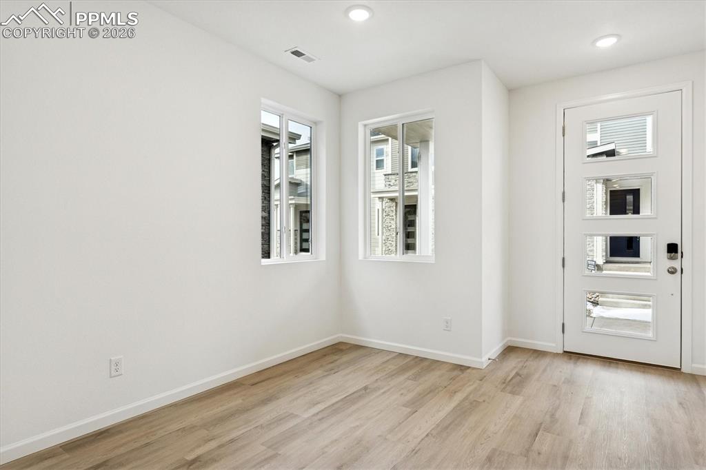 Image 5 of 21: No Description Available