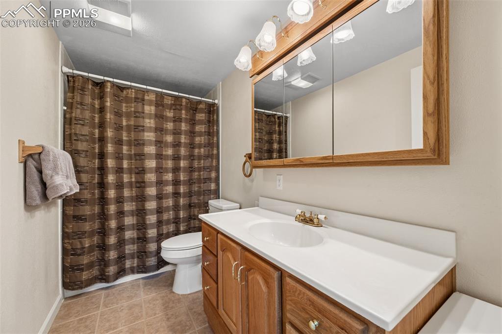 Image 28 of 34: No Description Available