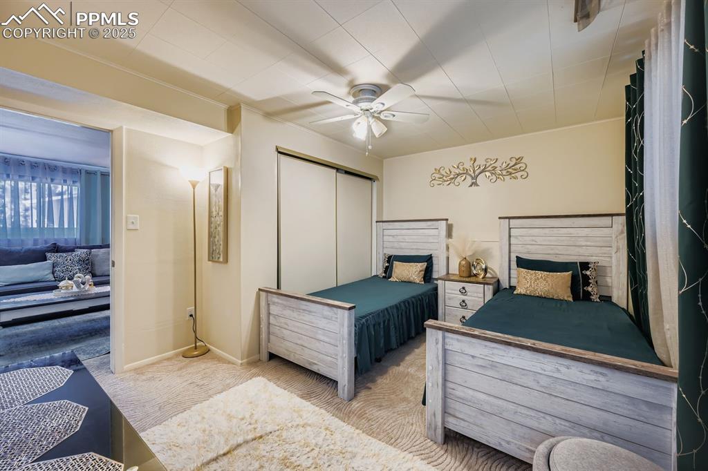 Image 17 of 28: Bedroom