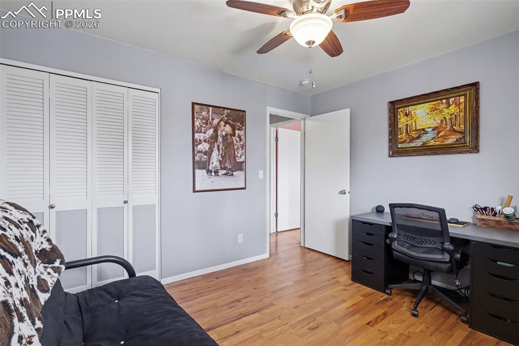 Image 11 of 26: Bedroom