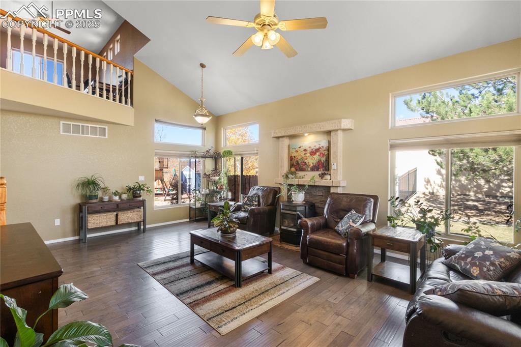 Image 9 of 39: Living Room