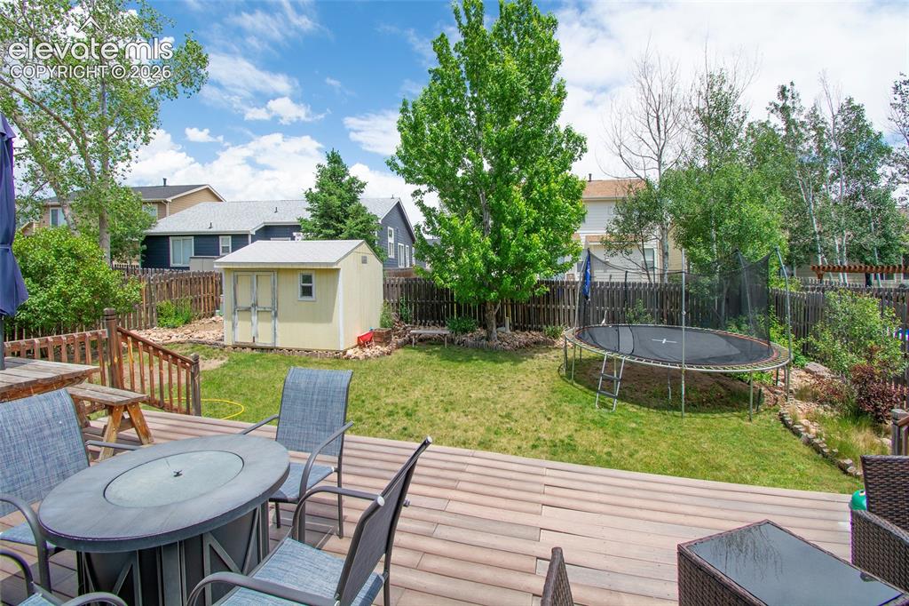 Image 35 of 35: Conveniently located to nearby local restaurants, shops and trails! Welcome