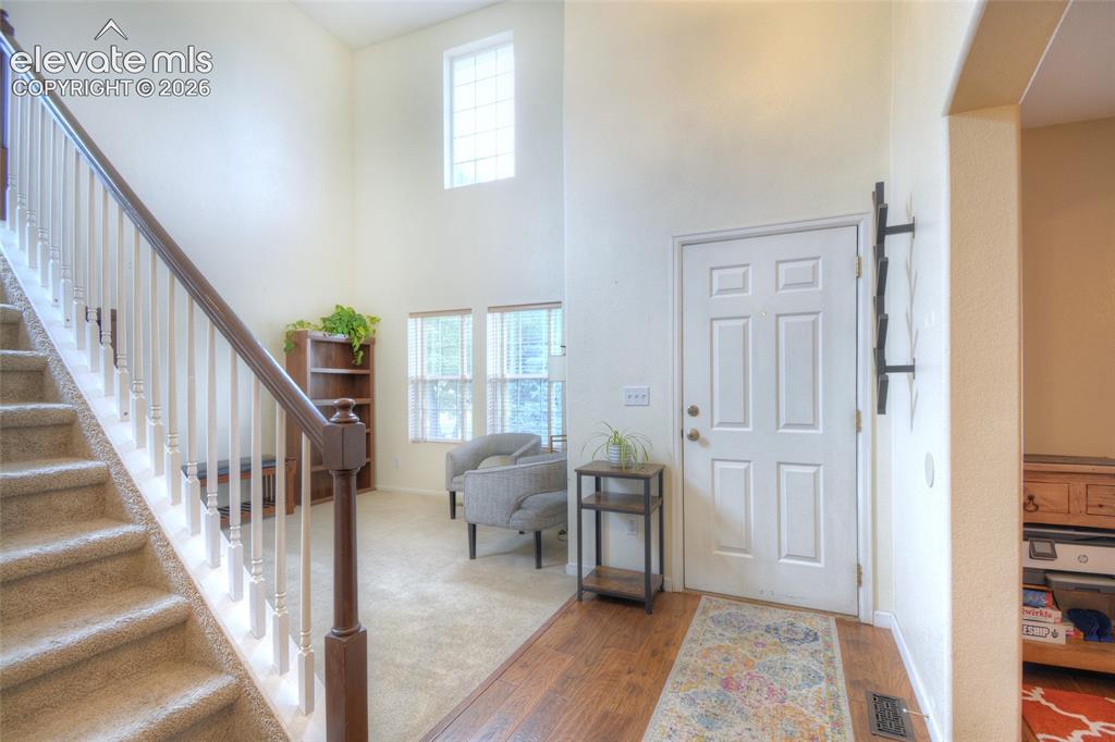 Image 4 of 35: Main level living room.