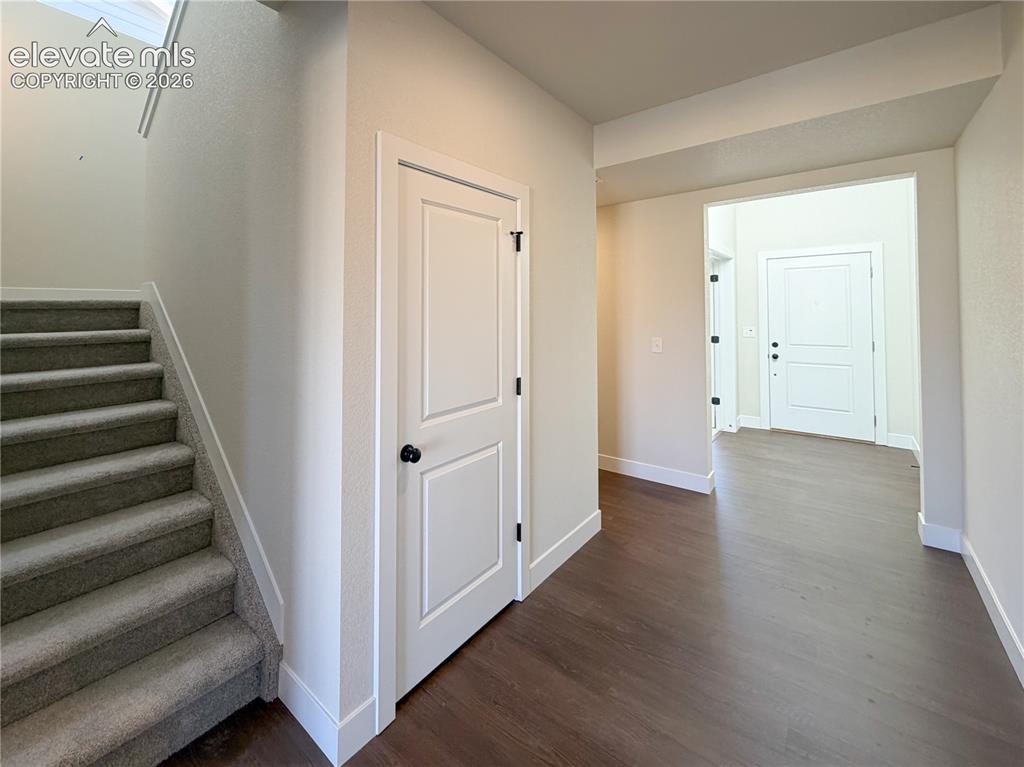 Image 14 of 33: Loft