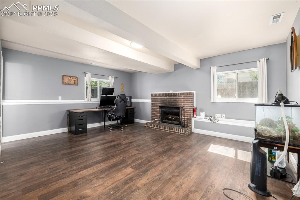 Image 29 of 41: Bathroom