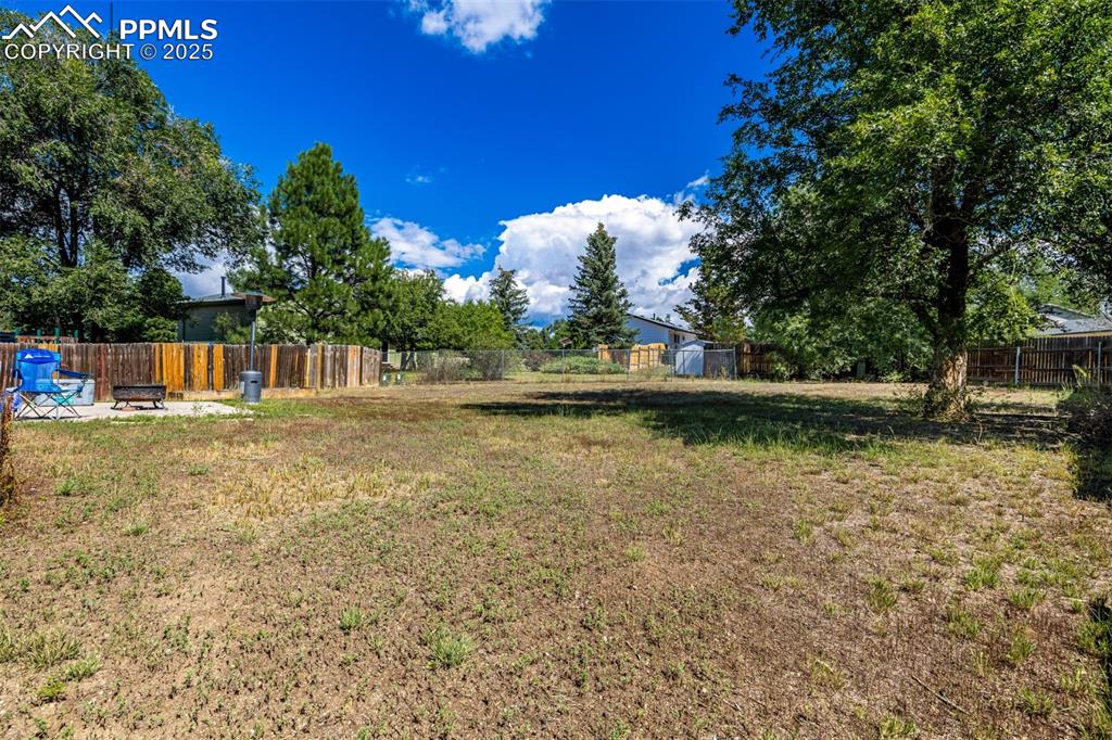 Image 36 of 41: Floor Plan