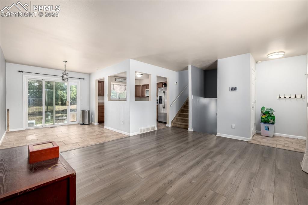 Image 7 of 41: Living Room