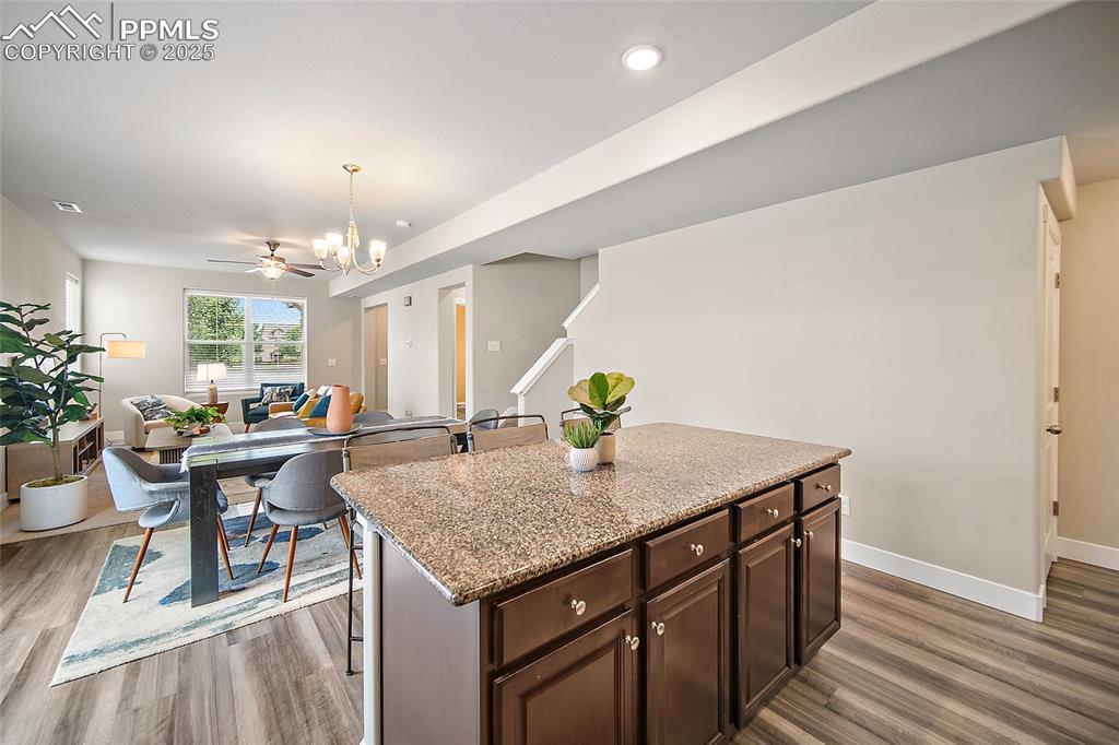 Image 14 of 41: Kitchen