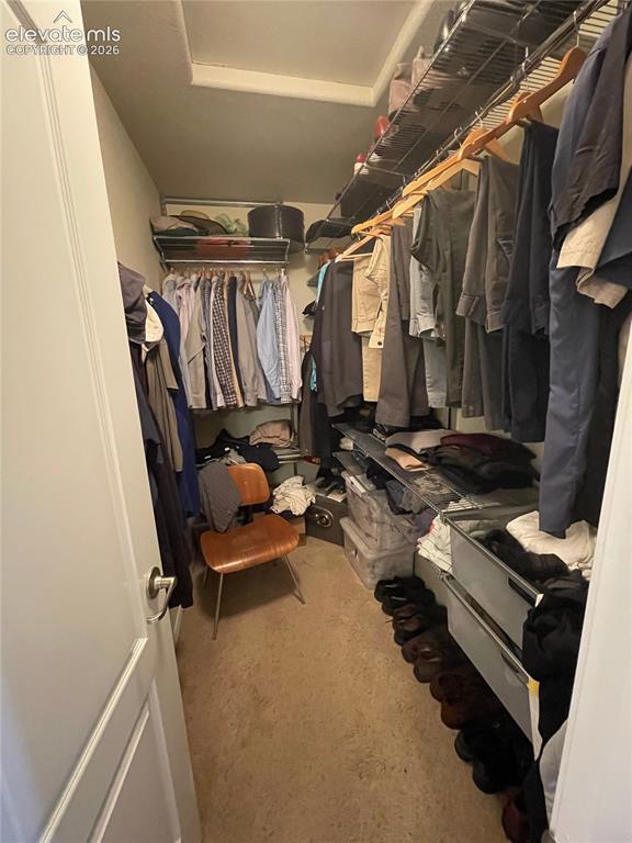 Image 11 of 27: Additional content