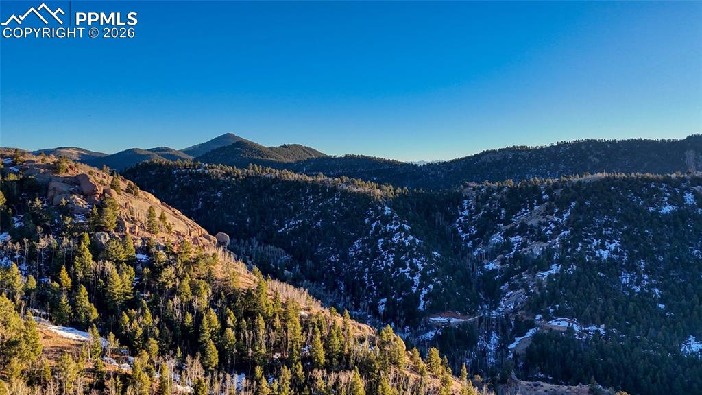 Image 22 of 23: View