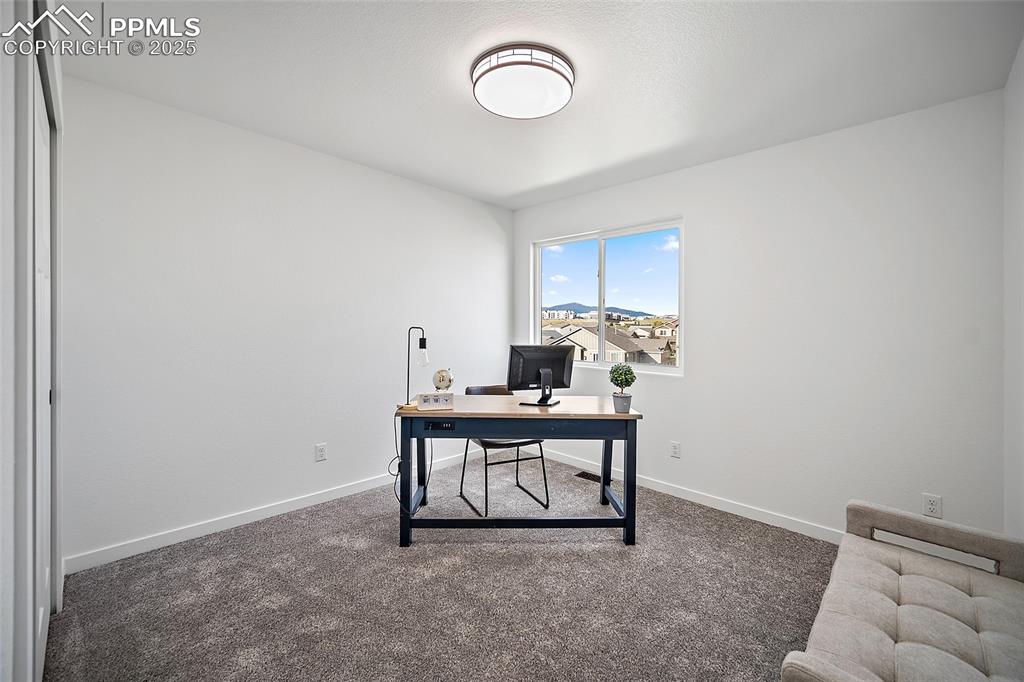 Image 34 of 50: or Bedroom